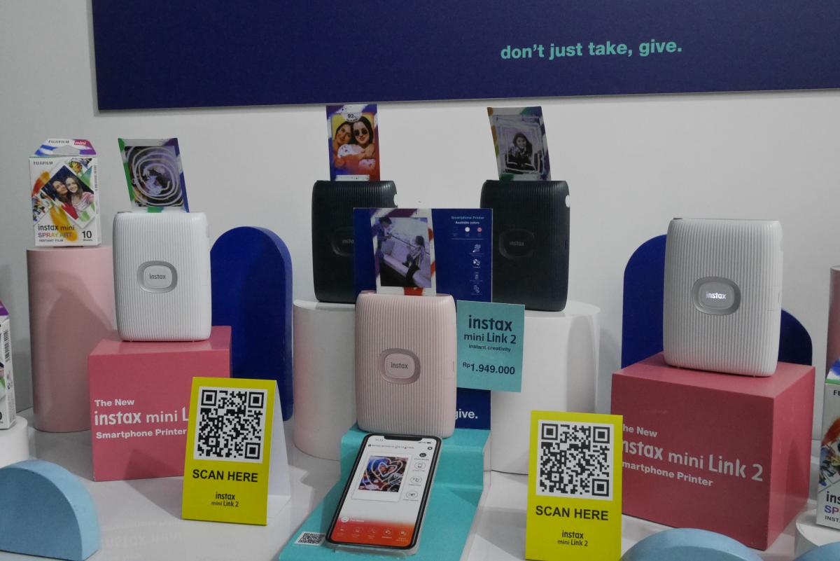 Fujifilm Instax Mini Link 2 Resmi Hadir di Indonesia, Harga 1,9 Jutaan Rupiah