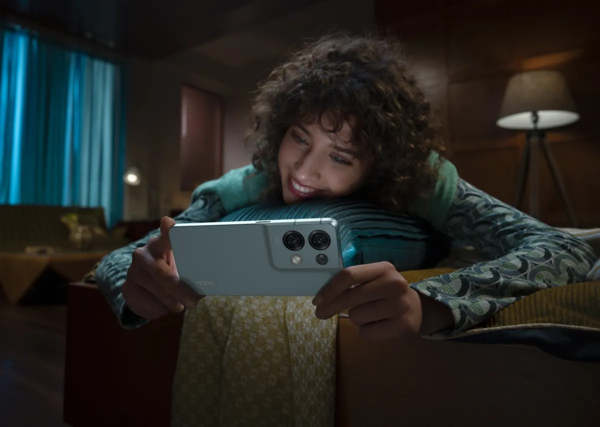 Melihat Lebih Dekat Desain OPPO Reno8 Pro 5G Glazed Green