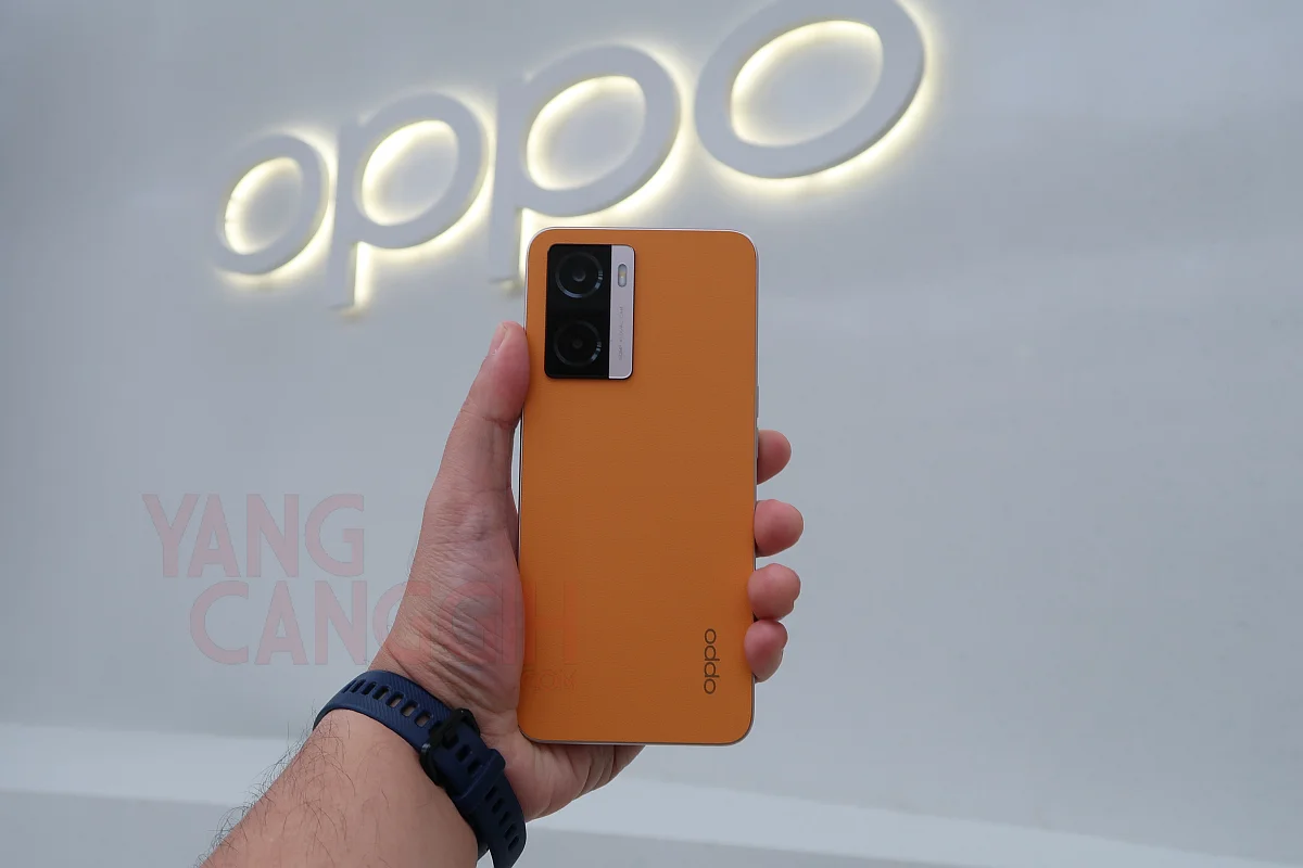 melihat-lebih-dekat-desain-mewah-oppo-a77s-sunset-orange-berbahan-kulit-fiberglass