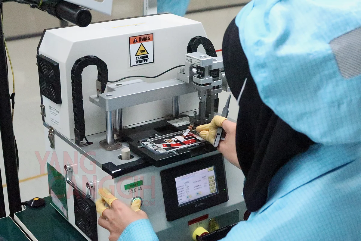 Mengintip Proses Produksi OPPO A77s yang Mengusung Standar OPPO Enduring Quality