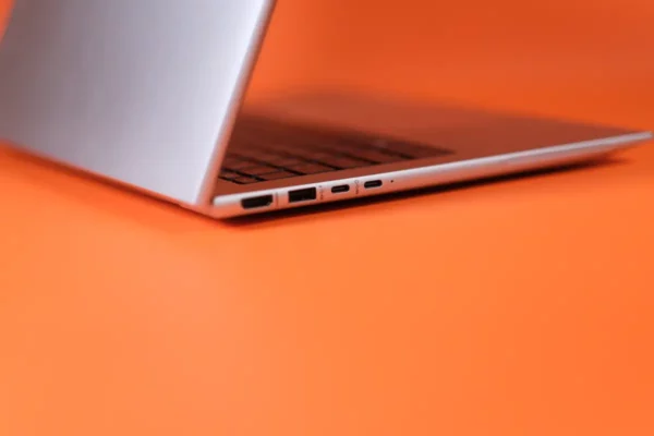 Review HP EliteBook 845 G9