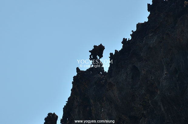 (WAJIB MASUK) PANTAI SIUNG, salah satu SURGA bagi pecinta panjat tebing di INDONESIA