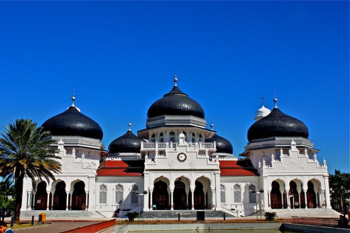 14 Kota di Indonesia Dengan Landmark Ikoniknya