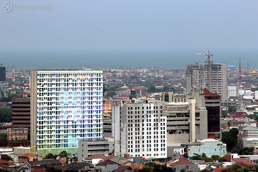 HEBOH PICTURE GEDUNG SEMARANG MENJULANG TINGGI GAN !!