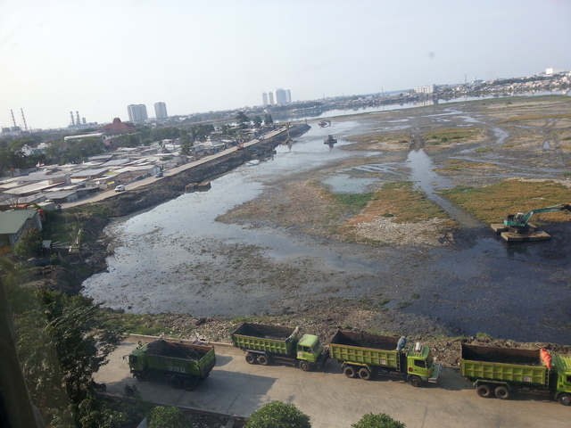 Waduk Pluit ! Tanggal 10 Oktober 2013 , Cekidot