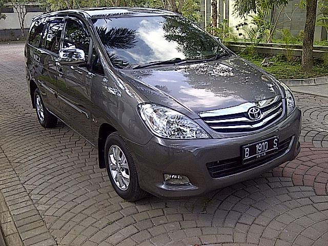 Innova G Diesel 2010 antik -Jogja
