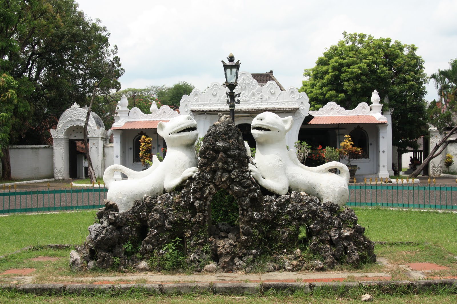 ALASAN HARUS BERKUNJUNG KE KOTA CIREBON