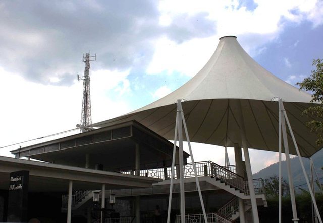&#91;PIC&#93; Sebuah Masjid Baru Berarsitektur Cantik, Berdiri Megah di Puncak-Bogor