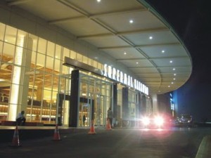 Refrensi hangout malam minggu untuk warga Tangerang .