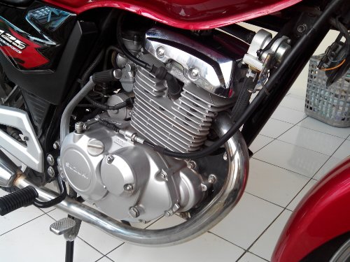 &#91;OBRAL&#93; Suzuki All New Thunder 125 (motor masih baru, KM masih 0)